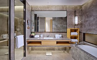 Hualuxe Suzhou Bay Hot Spring Resort