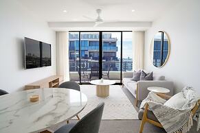 X Kirra Apartments