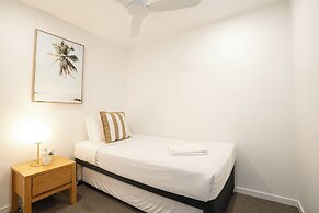 X Kirra Apartments
