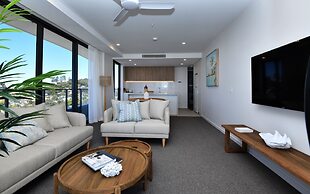 X Kirra Apartments
