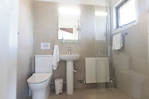 Villa Rosie, Modern 4bdr Ayia Napa Villa With Pool