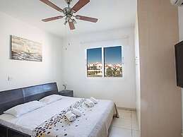 Apt Faye, Beautiful 2bdr Pernera Apartment