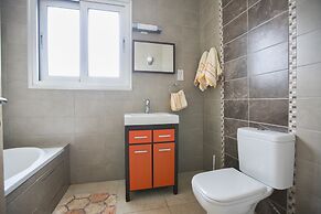 Protaras Pallini Apartment Ftb301 and 3 Bedroom Apartment at Fig Tree 