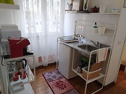 Al 171 Suite Studio 1p-3p
