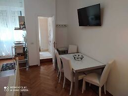 Al 171 Suite Studio 1p-3p