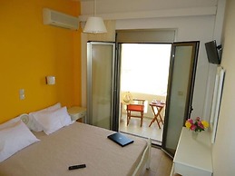 3 Bedrooms Apartment With Sea View and Swimming Pool