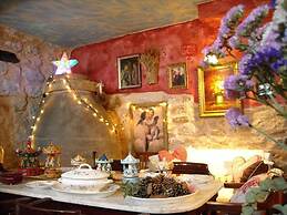 Romantic Getaway to Cuenca at La Quinta de Malu