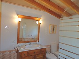 Charming Villa With Pool in Algaida