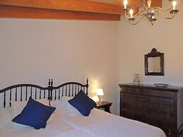 Charming Villa With Pool in Algaida