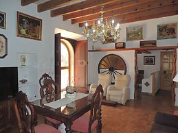 Charming Villa With Pool in Algaida