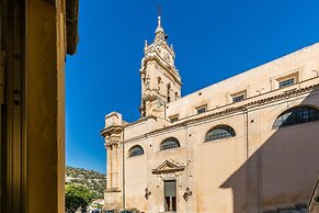 Casa del Duomo - Modica, Italy