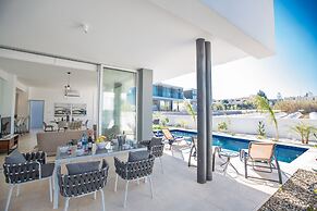 Villa Prol19, Beautiful 3bdr Protaras Villa With Pool, Close to Fig Tr