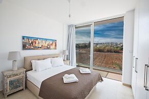 Villa Prol20, Contemporary 3bdr Protaras Villa With Pool, Close to the