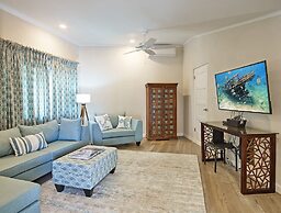 Southwinds Beach House is a 3 Bedroom With Exquisite sea Views