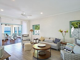 Southwinds Beach House is a 3 Bedroom With Exquisite sea Views