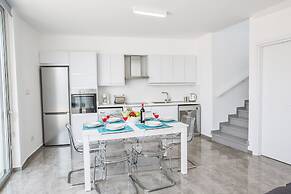 Villa Prol23, New and Modern 2bdr Protaras Villa With Pool, Close to t