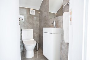 Villa Prol23, New and Modern 2bdr Protaras Villa With Pool, Close to t