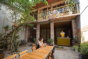 Hillside Homestay Hue - Meditation Studio