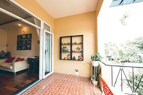 Hillside Homestay Hue - Mansion Room