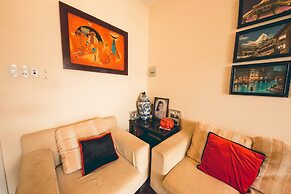 Hillside Homestay Hue - Silk Room