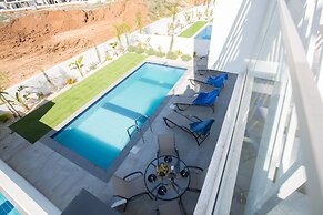 Villa Prol25, Beautiful 2bdr Protaras Villa With Pool, Close to Fig Tr