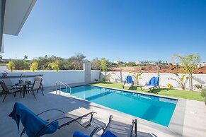 Villa Prol25, Beautiful 2bdr Protaras Villa With Pool, Close to Fig Tr