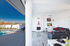 Villa Prol25, Beautiful 2bdr Protaras Villa With Pool, Close to Fig Tr