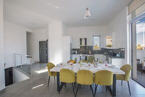 Villa Prpo490a, Stunning 5bdr Protaras Villa With Pool, Close to the B