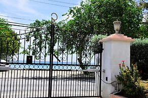 Welcome to the Unpretentious and Breezy Graceville, Steps Away From th