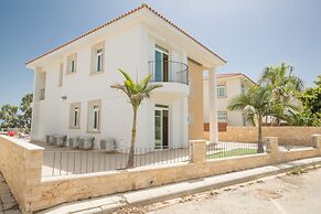 Protaras Mesogeios Villa Me16 Beachfront Villa in Protaras Center