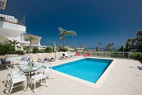 Protaras Mesogeios Villa Me16 Beachfront Villa in Protaras Center