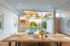 Luxury Pool Villa 6BR