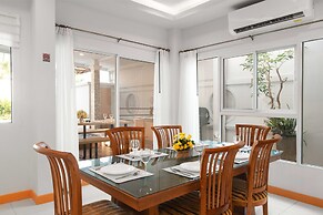 Luxury Pool Villa 6BR