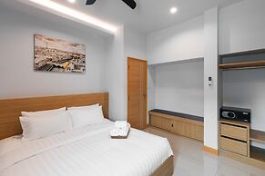 Luxury Pool Villa 6BR