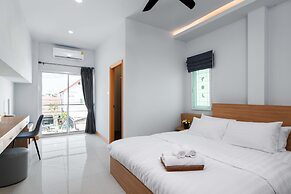 Luxury Pool Villa 6BR