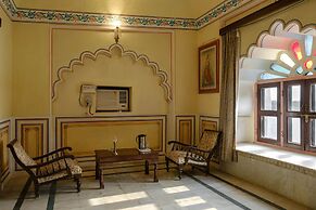 Hotel Rajmahal Palace