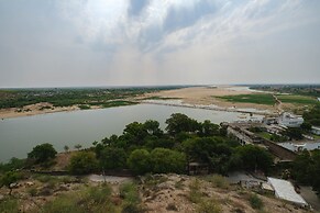 Hotel Rajmahal Palace