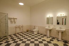 Hotel Rajmahal Palace