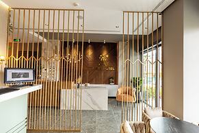 Ames Hotel & SPA