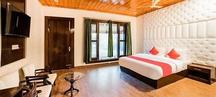 Goroomgo Blue Moon Bhimtal