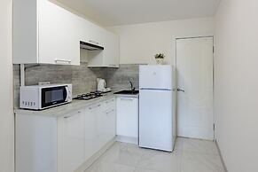 Inndays Apartment on Hersonskaya 19