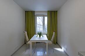 Inndays Apartment on Hersonskaya 19