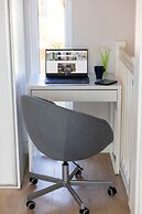 Four Seasons Apartment by Renters