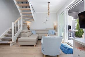 Four Seasons Apartment by Renters