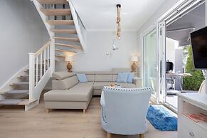 Four Seasons Apartment by Renters