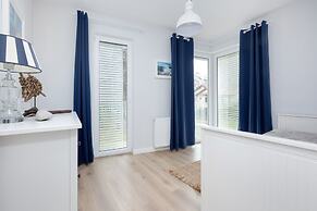 Four Seasons Apartment by Renters