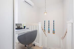 Four Seasons Apartment by Renters