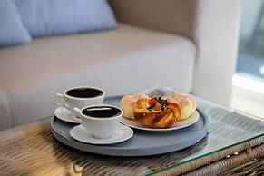 Four Seasons Apartment by Renters