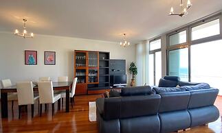 Diego Cruz Apartment