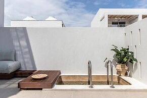 ALERO Seaside Skyros Resort